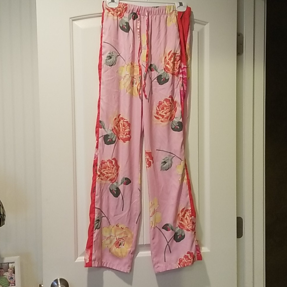 Victoria's Secret lounge floral pants size x-small